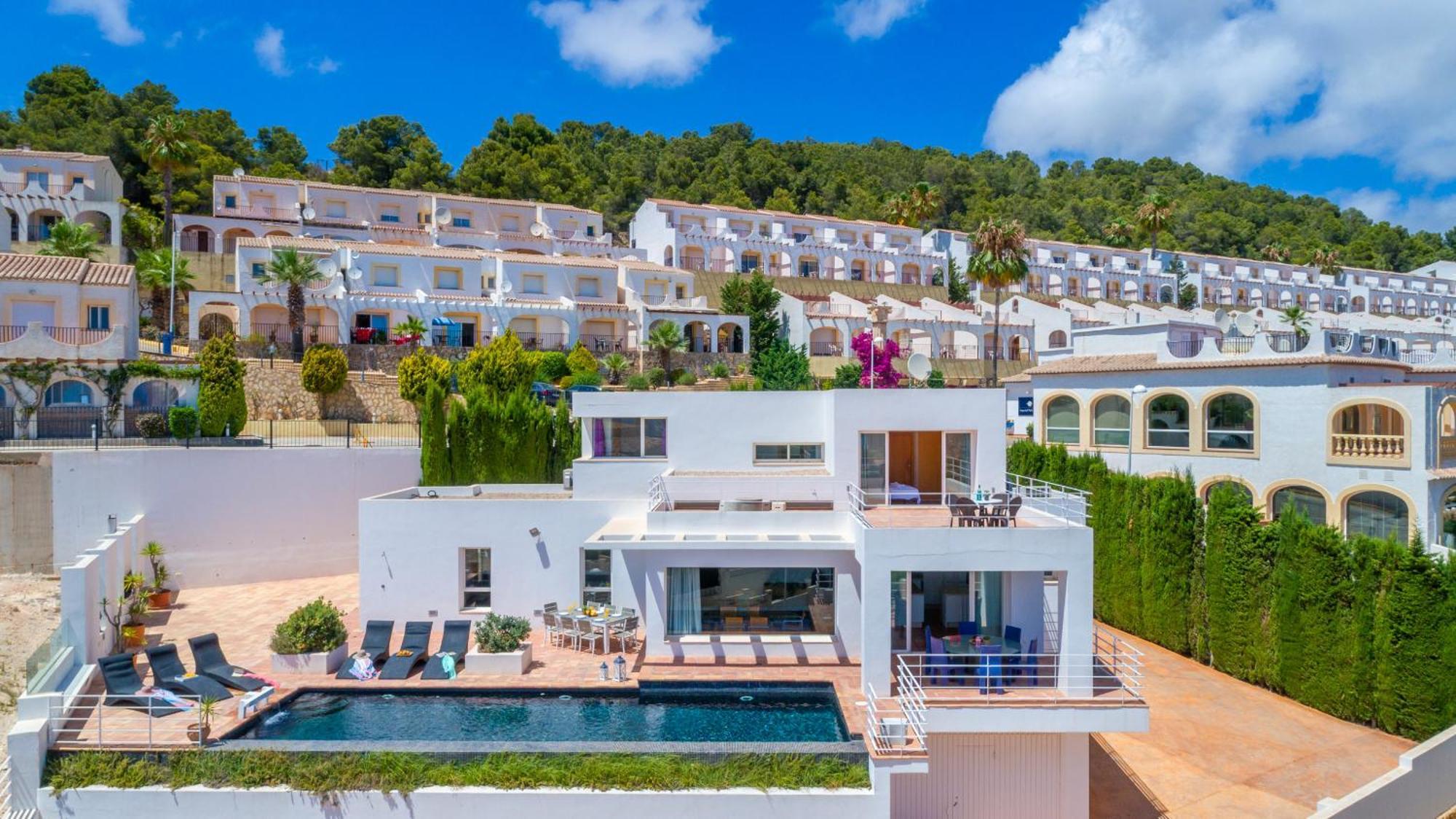 Villa Moderna - Plusholidays กัลเป ภายนอก รูปภาพ