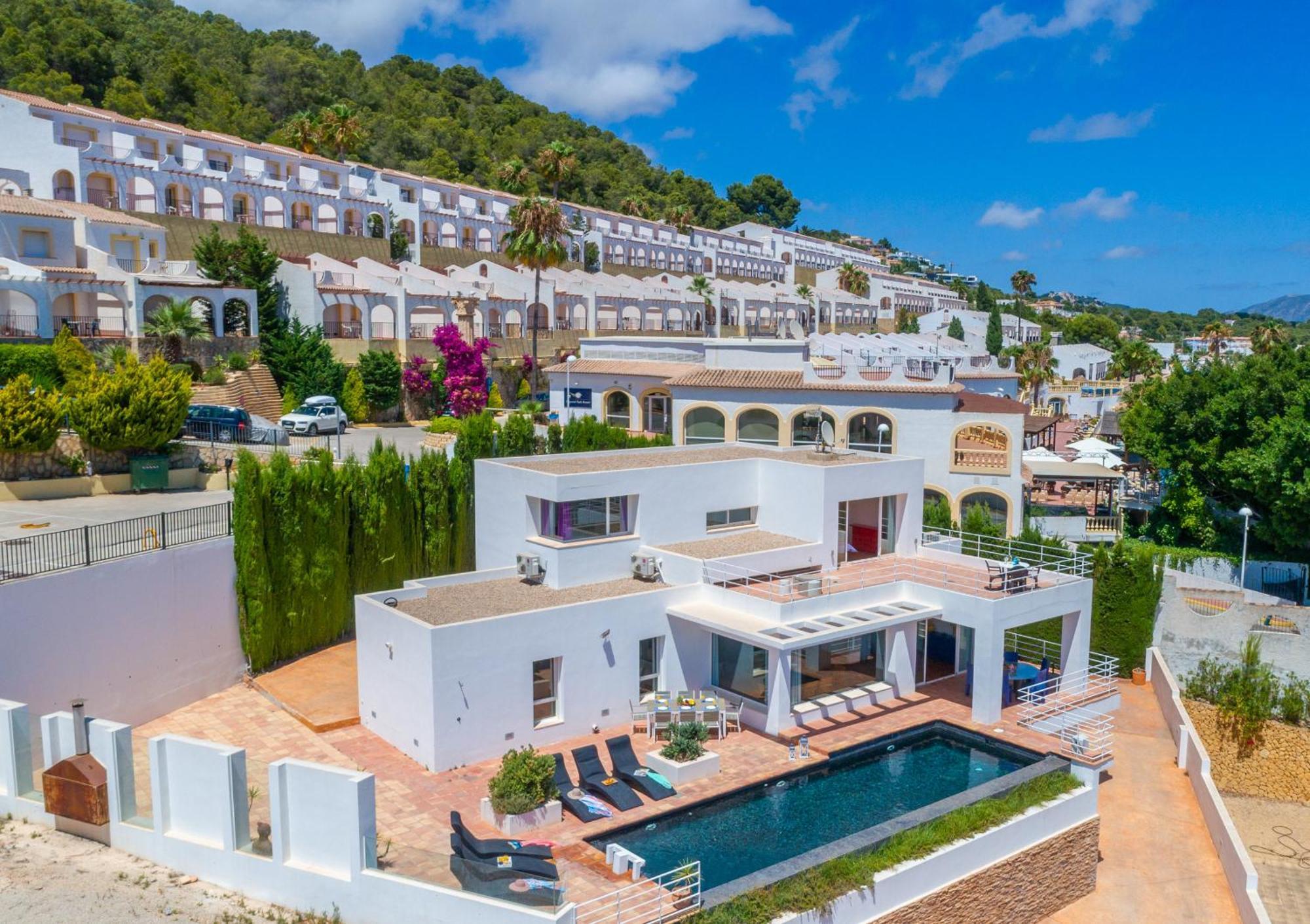 Villa Moderna - Plusholidays กัลเป ภายนอก รูปภาพ